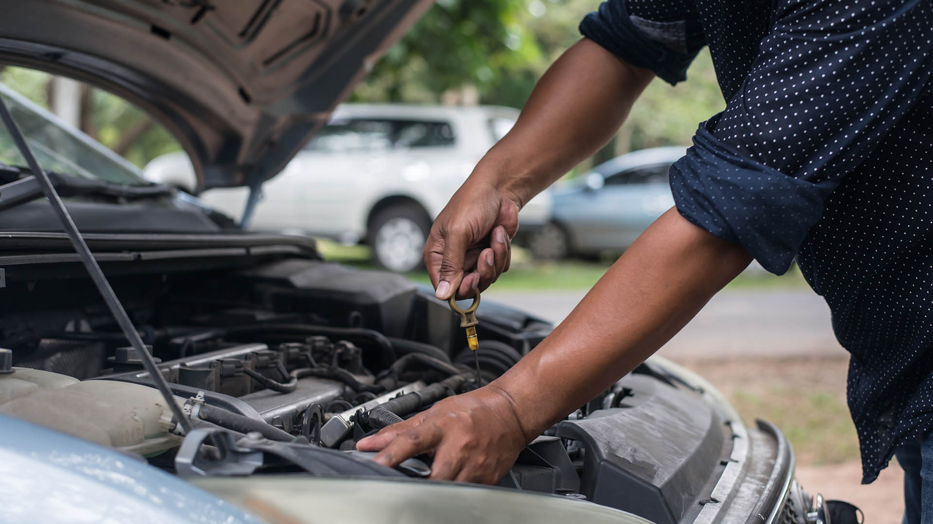 Как проверить двигатель при покупке авто. Проверка двигателя авто. Проверка автомобиля перед покупкой. Таблица проверки автомобиля перед покупкой. Как быстро проверить двигатель авто при покупке.
